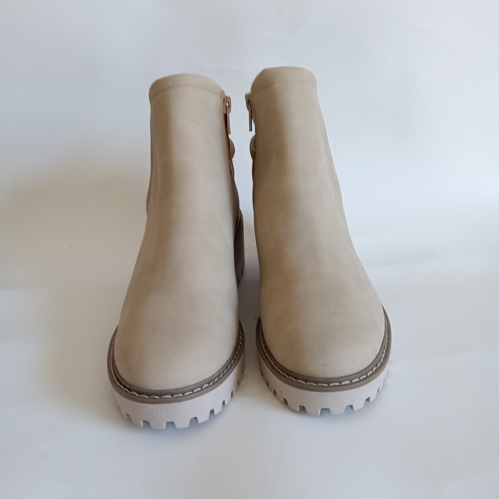 Beige Ankle Boots Time And Tru - Picture 9 of 10